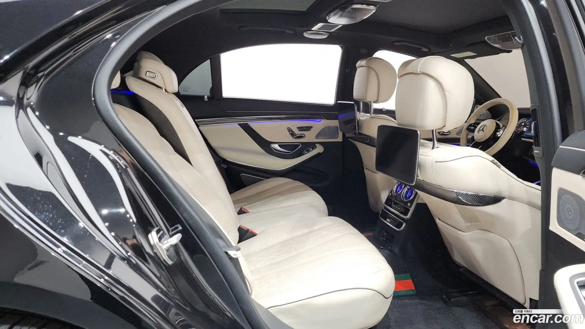 S-Class Mercedes-Benz 2018.1-OPTION-015