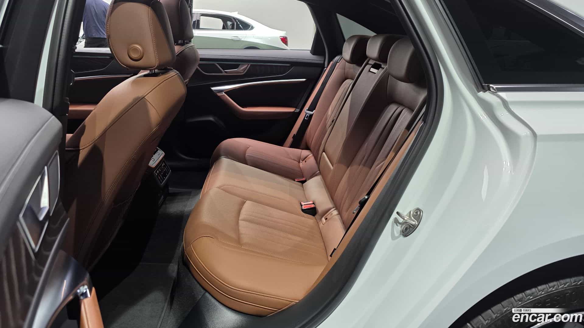 A6 Audi 2023.6-OPTION-015