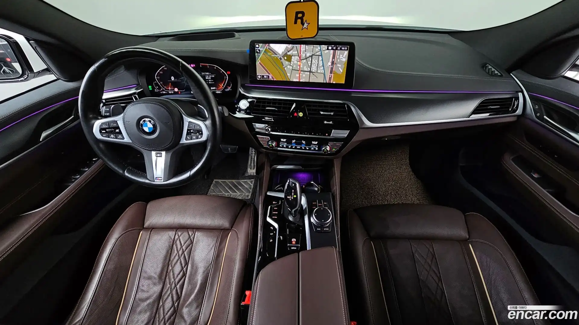 Gran Turismo BMW 2023.4-INNER-007