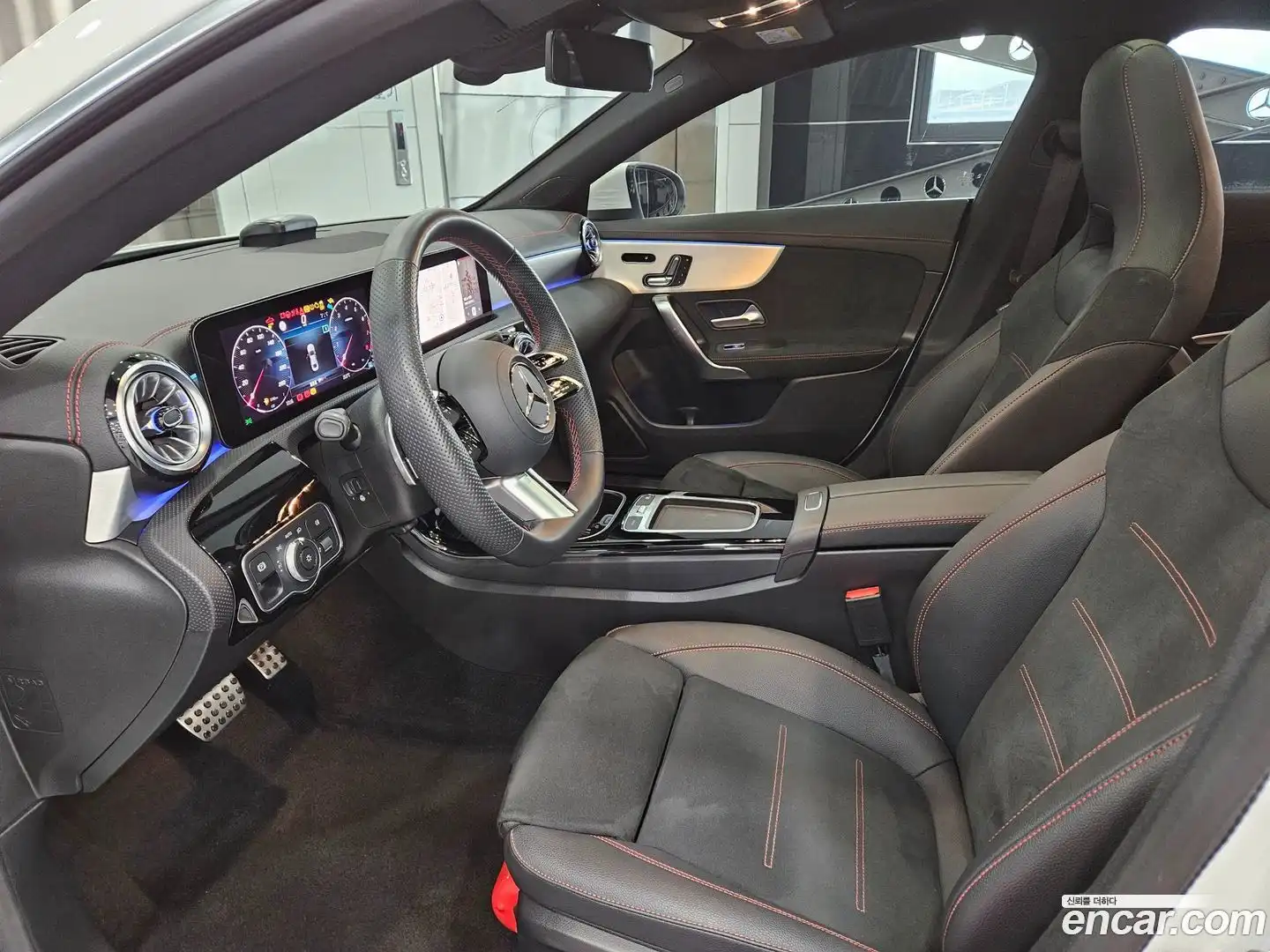 CLA-Class Mercedes-Benz 2025.3-OPTION-016