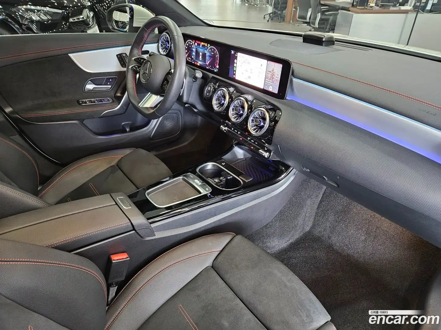 CLA-Class Mercedes-Benz 2025.3-OPTION-017