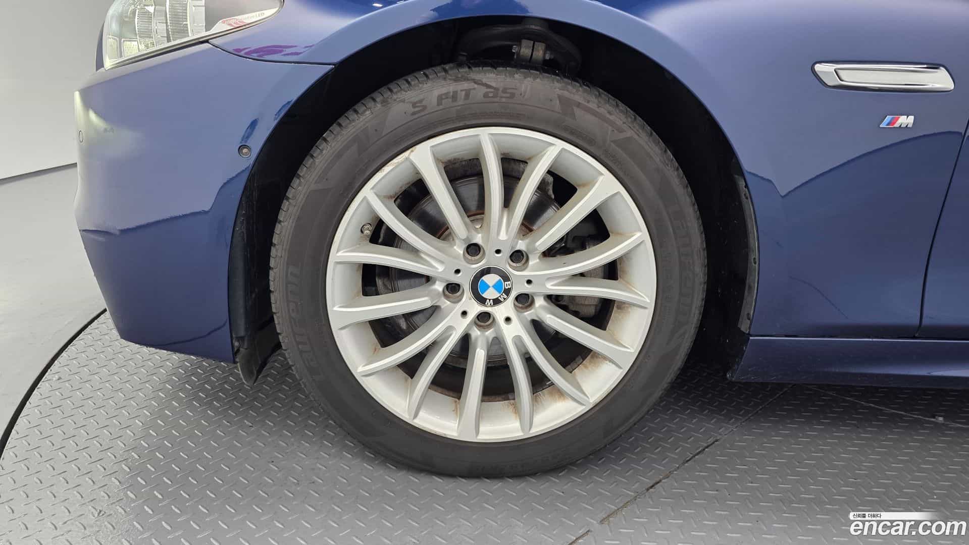 5-Series BMW 2015.9-OUTER-005