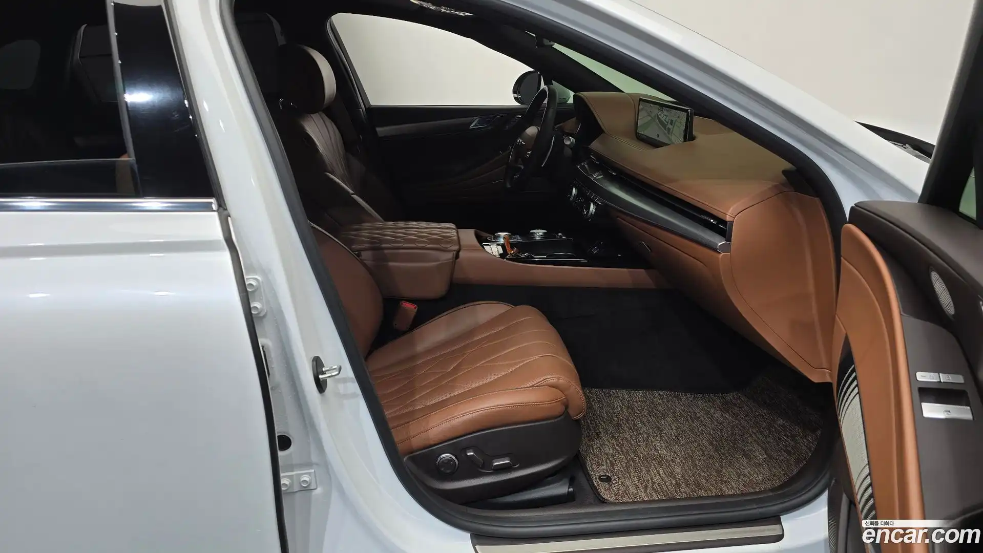 G80 Genesis 2023.4-INNER-036