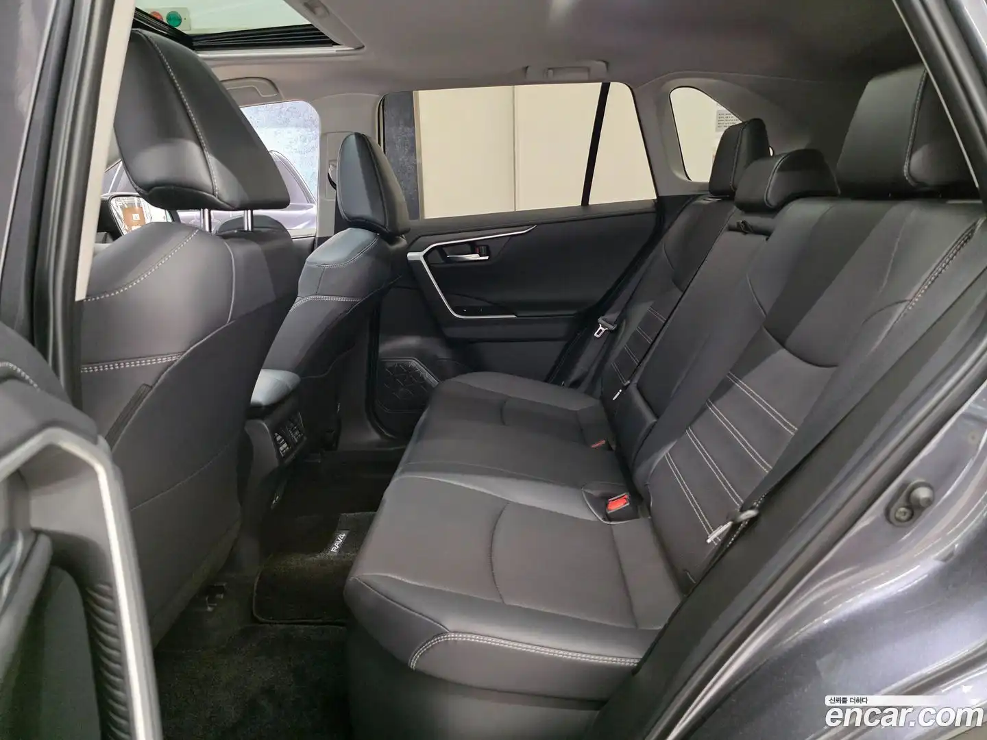 RAV4 Toyota 2025.5-OPTION-015