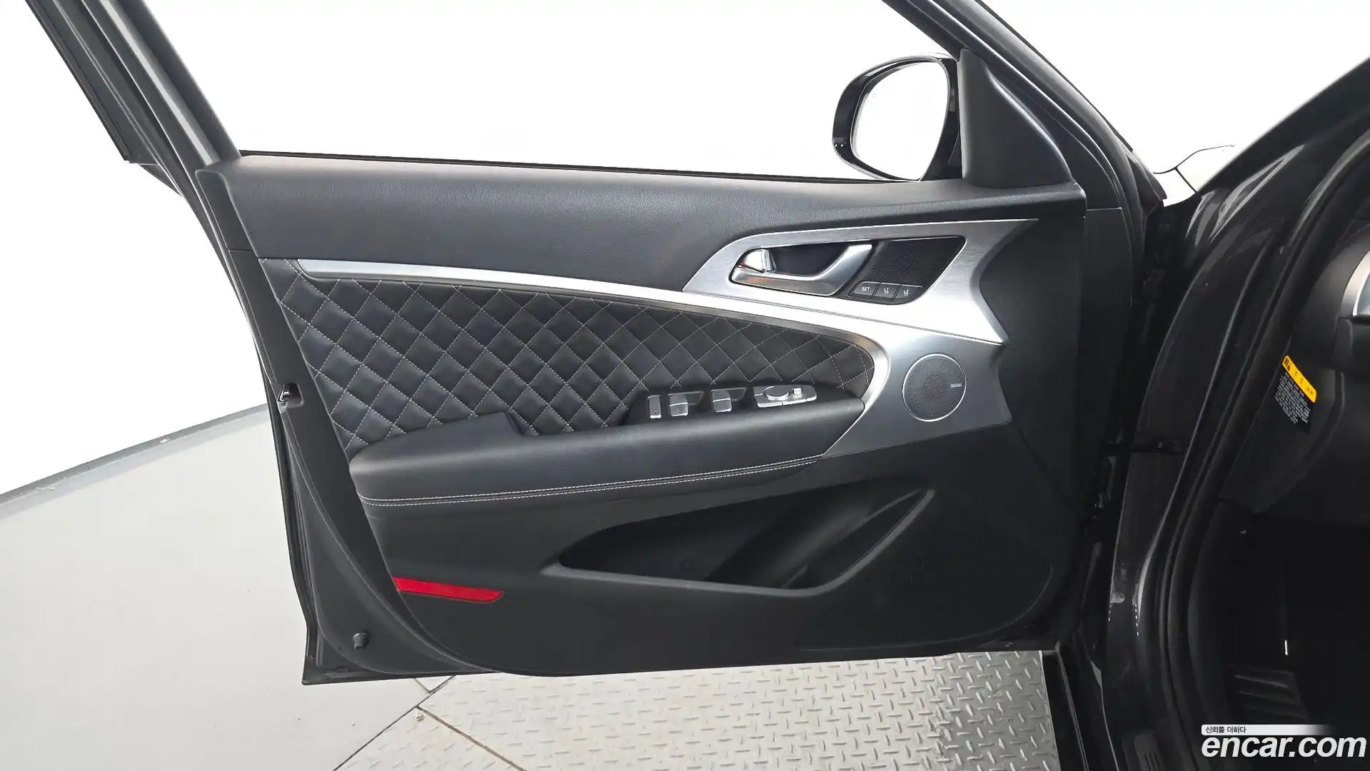 G70 Genesis 2019.6-INNER-034