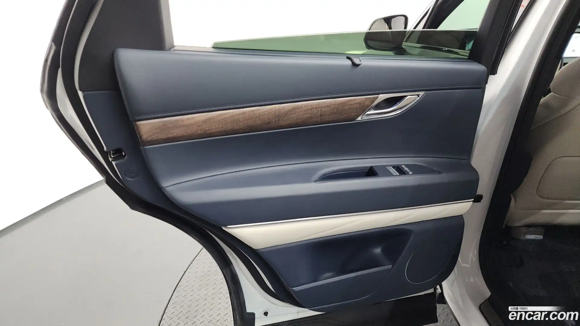 GV80 Genesis 2024.3-INNER-035