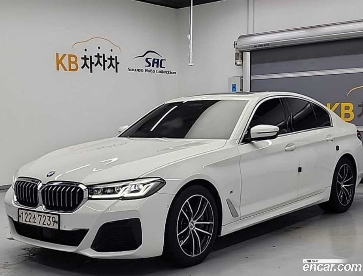 Main__Slider__Photo:5-Series BMW 2022.3-0