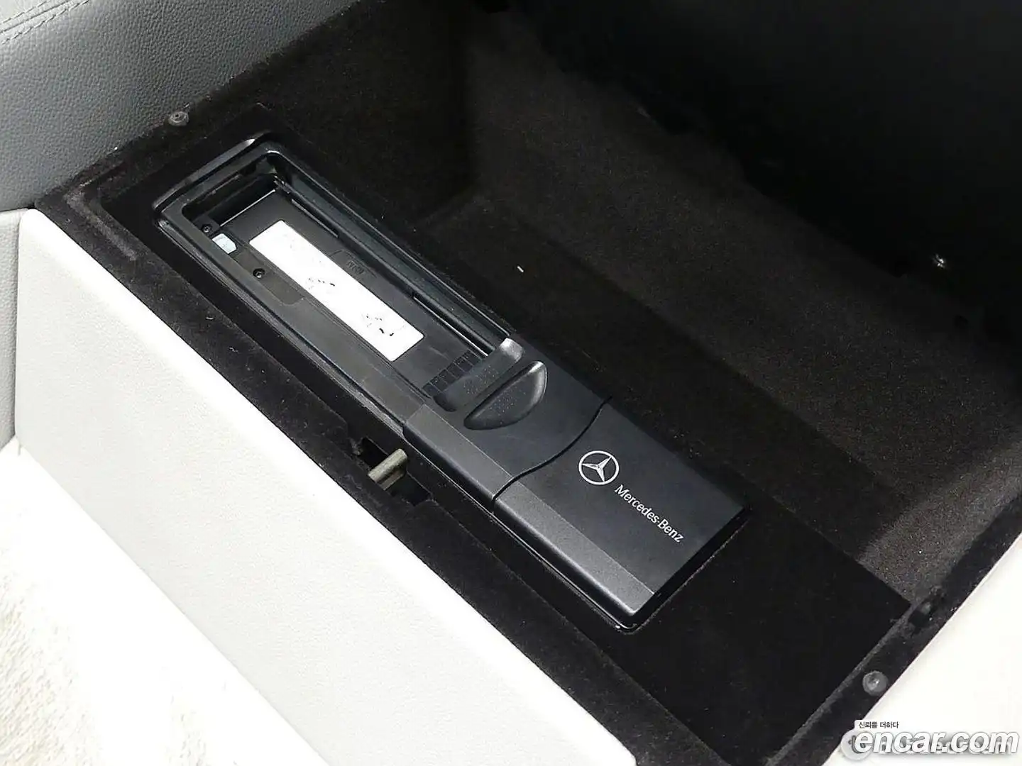 SL-Class Mercedes-Benz 2004.11-OPTION-020