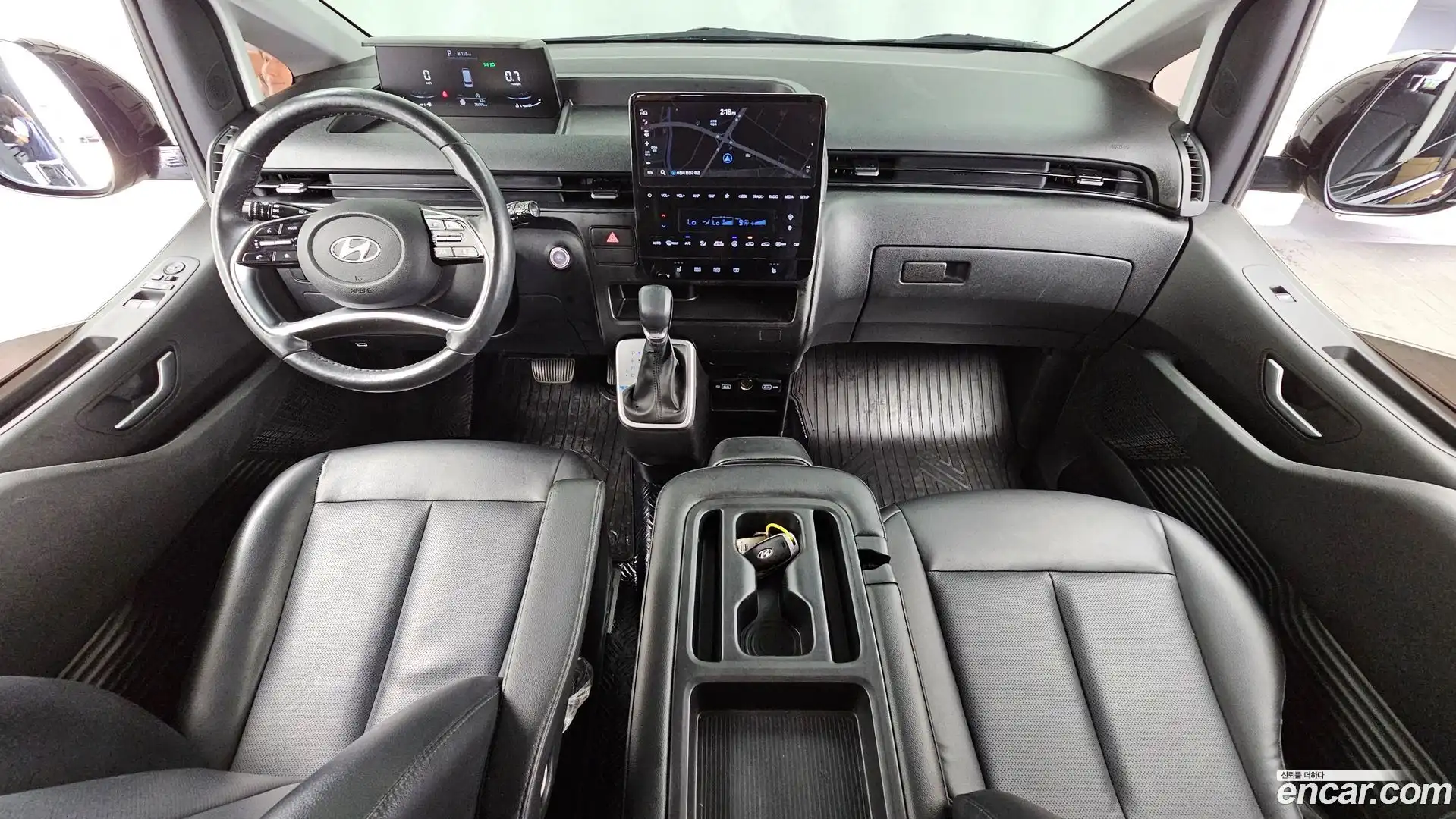 Staria Hyundai 2022.10-INNER-007
