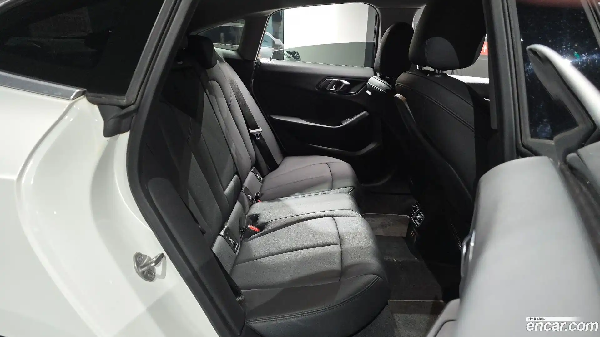 2-Series BMW 2023.0-OPTION-015