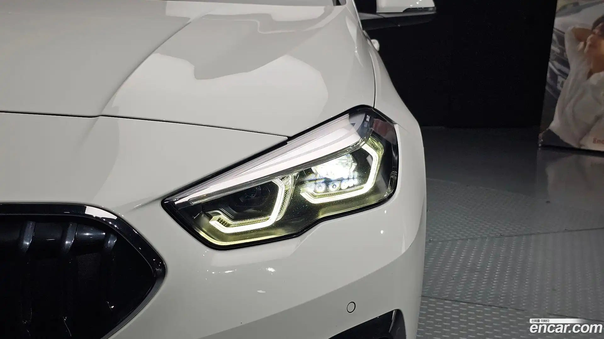 2-Series BMW 2023.0-OUTER-032