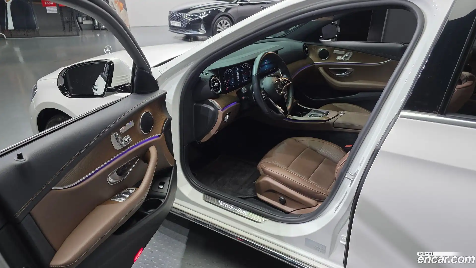 E-Class Mercedes-Benz 2021.3-INNER-010