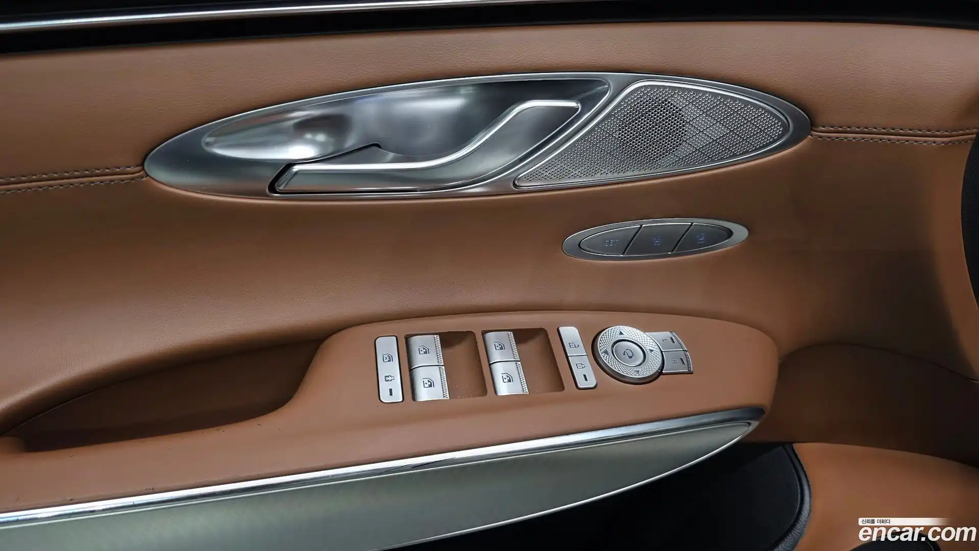 GV70 Genesis 2022.0-OPTION-021