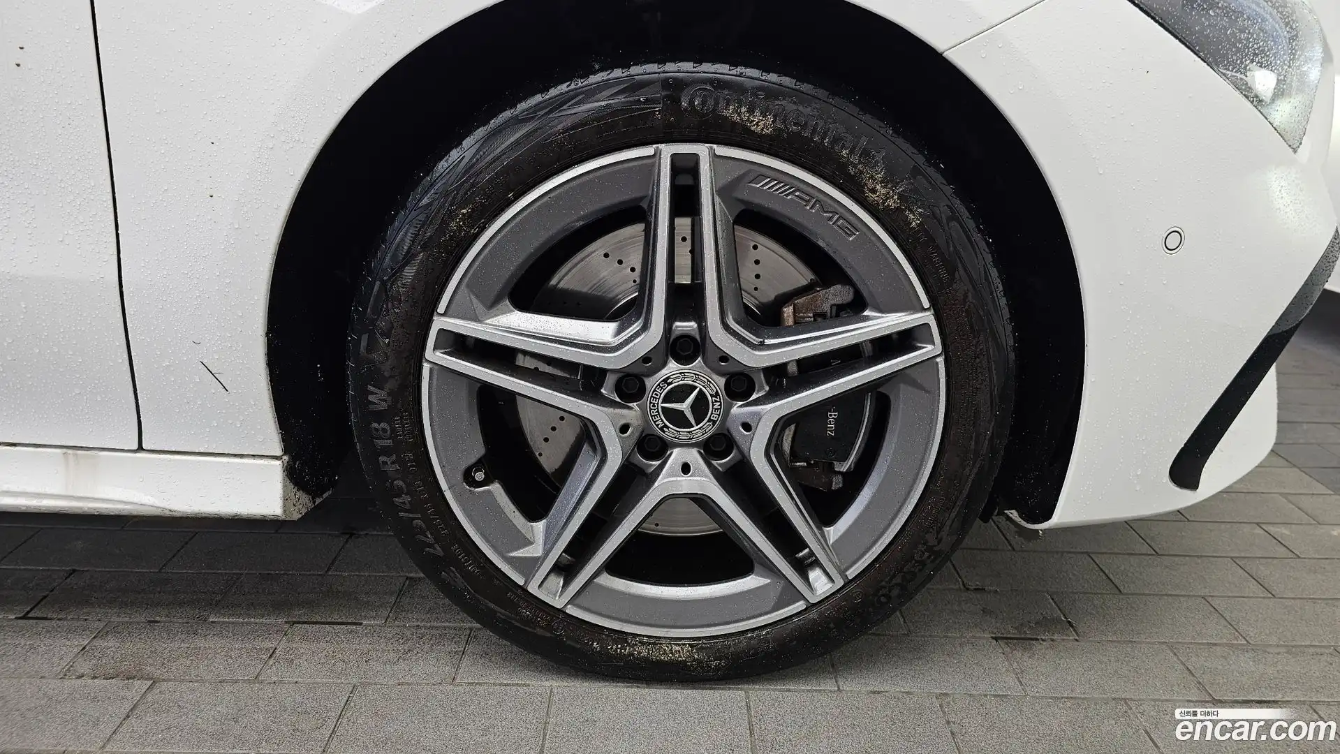 CLA-Class Mercedes-Benz 2024.1-OUTER-005