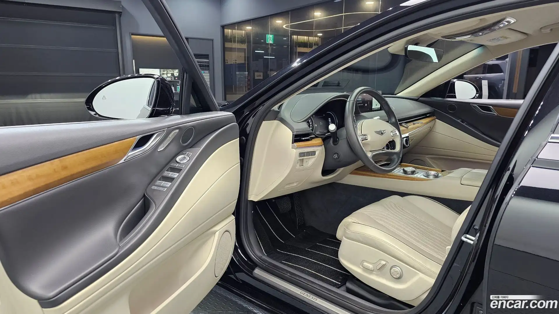 G80 Genesis 2022.11-INNER-010
