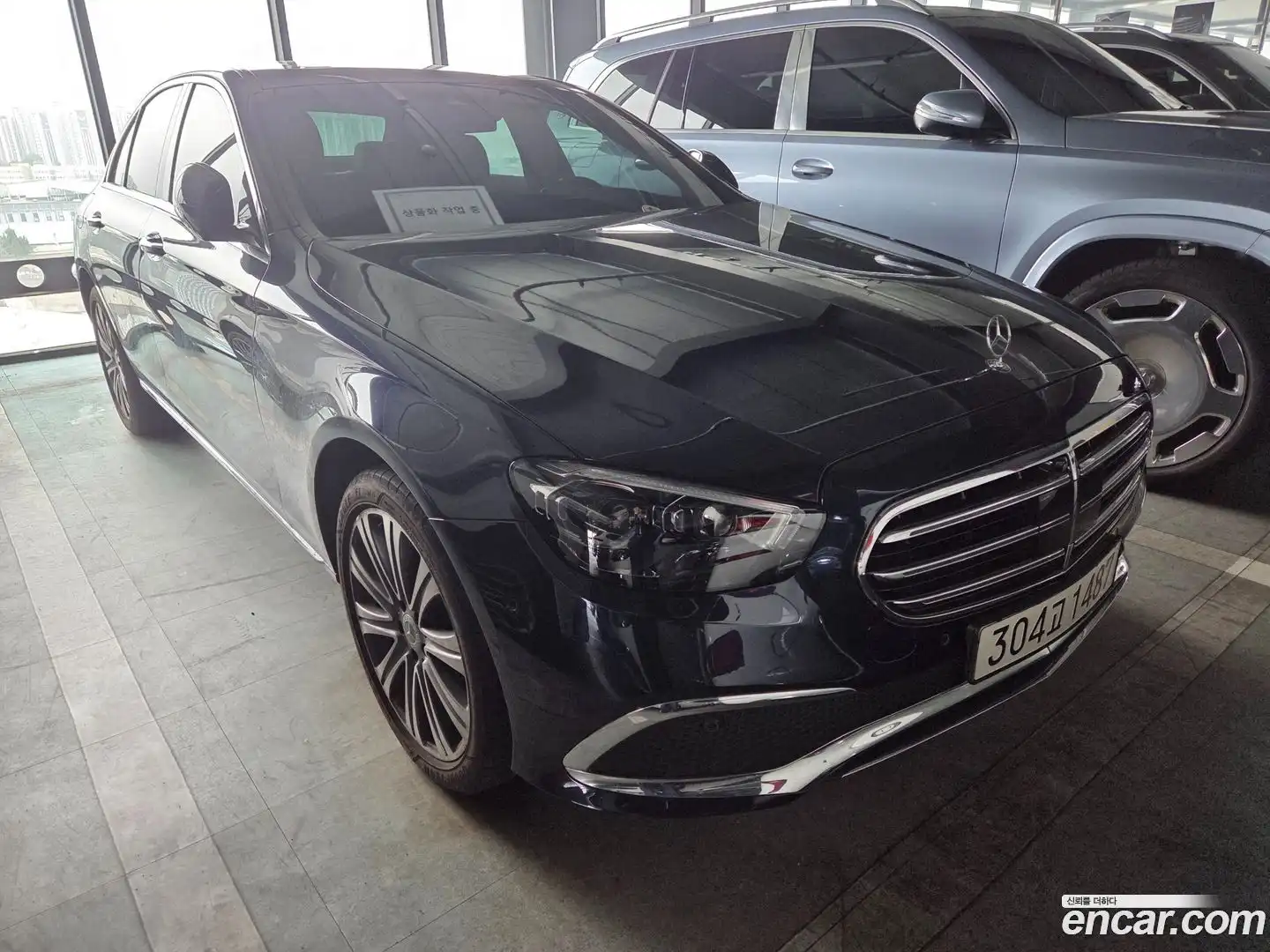 E-Class Mercedes-Benz 2022.10-OUTER-001