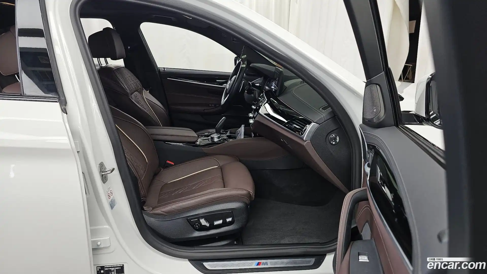 5-Series BMW 2023.7-OPTION-015