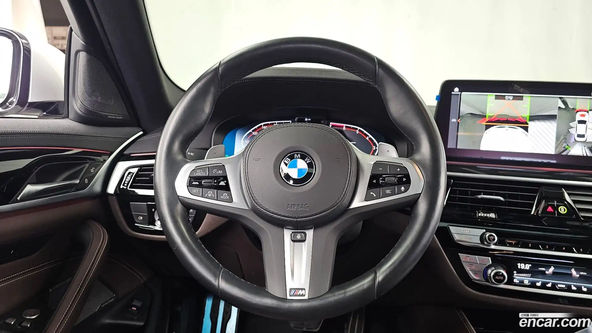 5-Series BMW 2023.7-OPTION-017