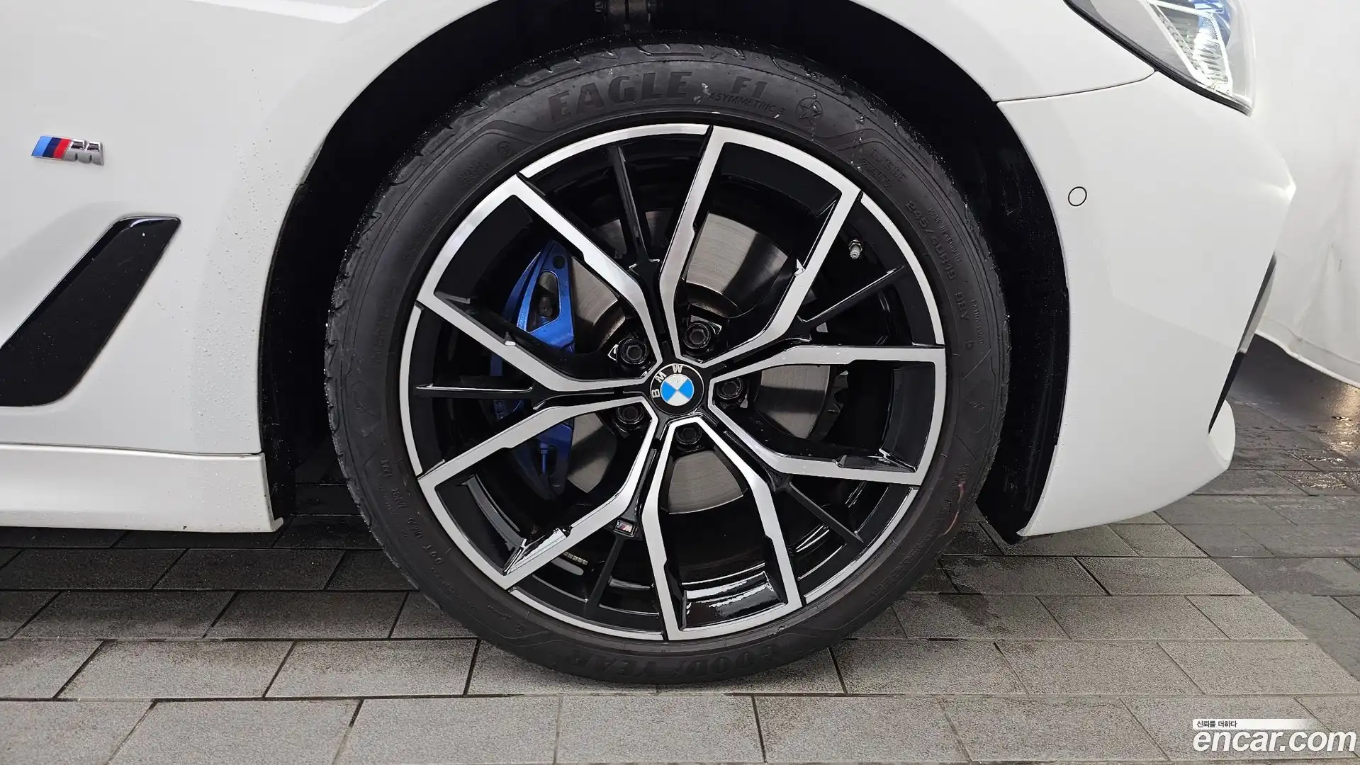 5-Series BMW 2023.7-OUTER-031