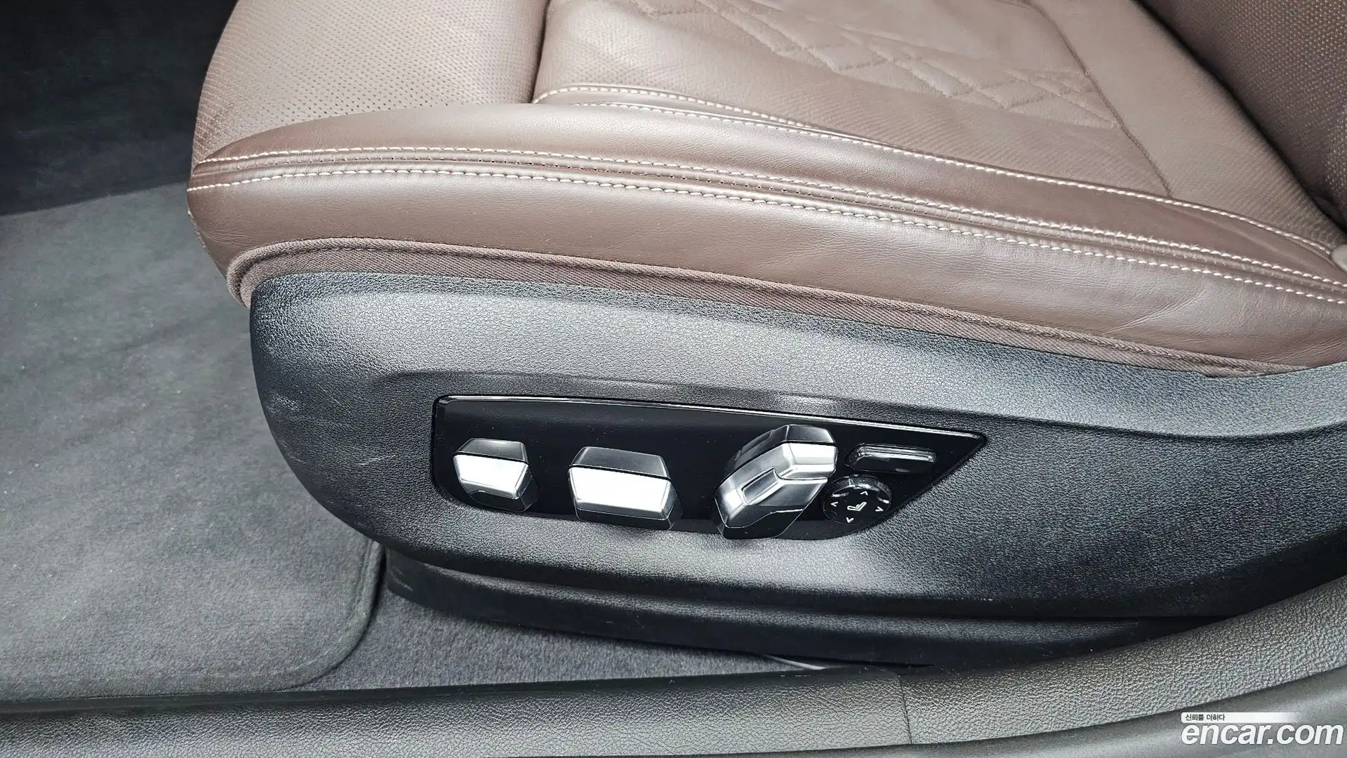5-Series BMW 2023.7-OPTION-044