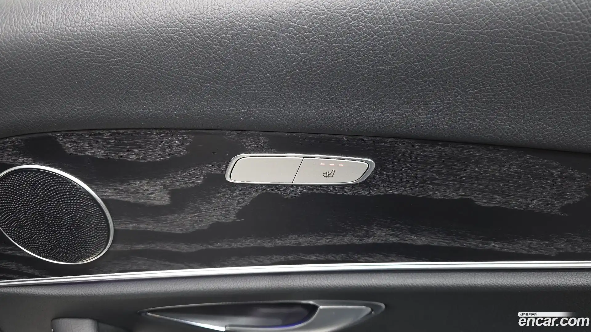 E-Class Mercedes-Benz 2019.0-OPTION-022