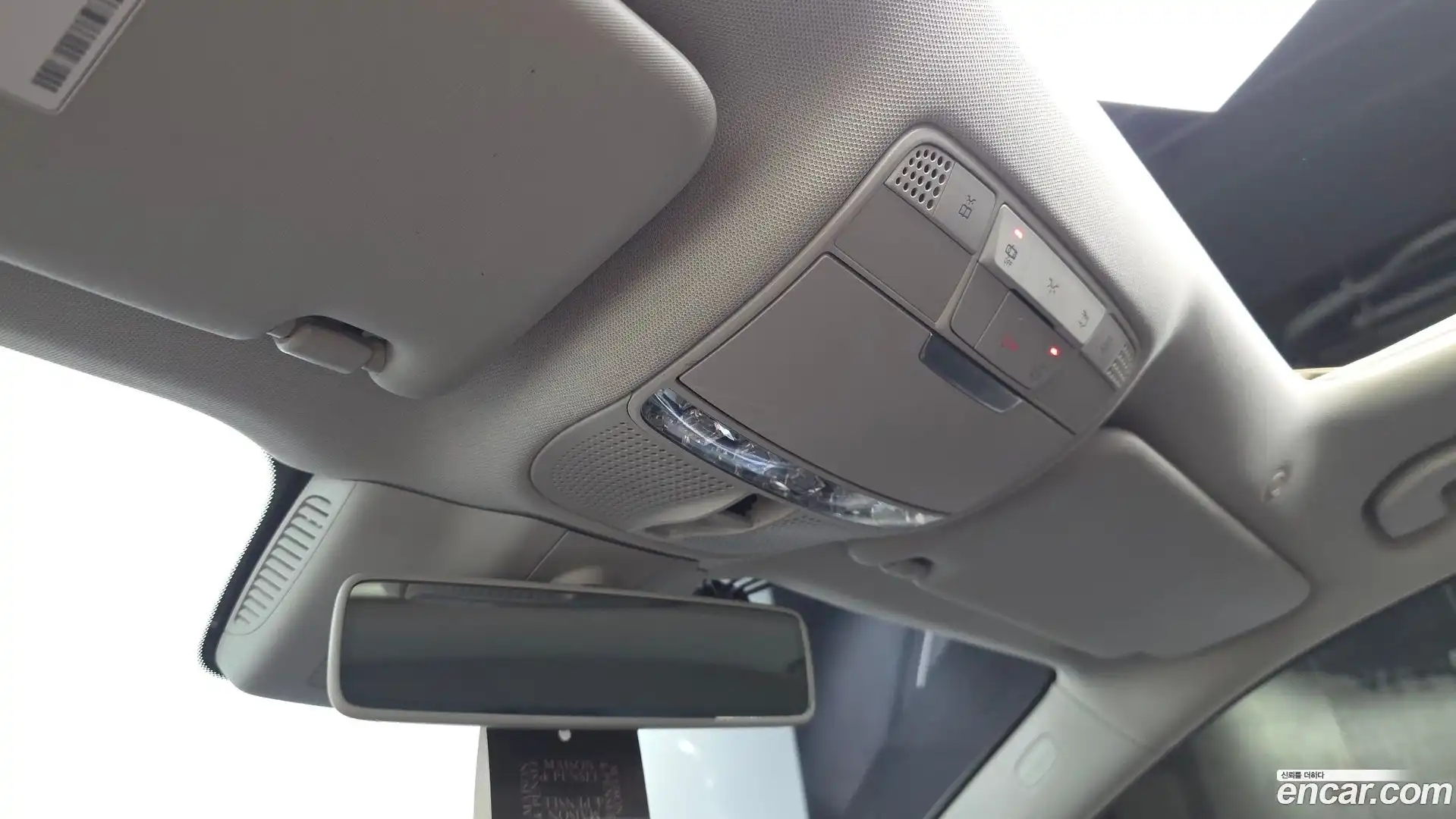 E-Class Mercedes-Benz 2019.0-OPTION-043