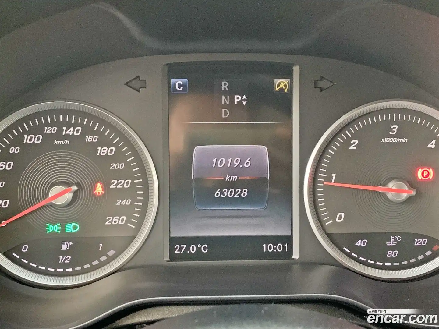 C-Class Mercedes-Benz 2018.3-INNER-010