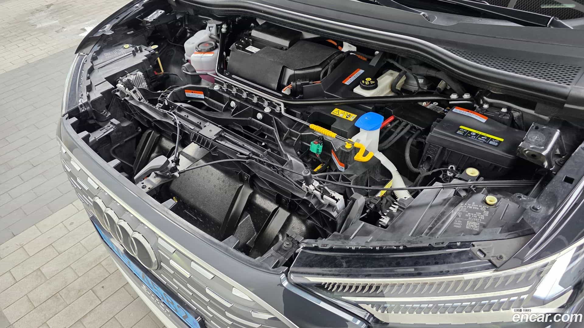 Q4 e-tron Audi 2023.11-OUTER-006
