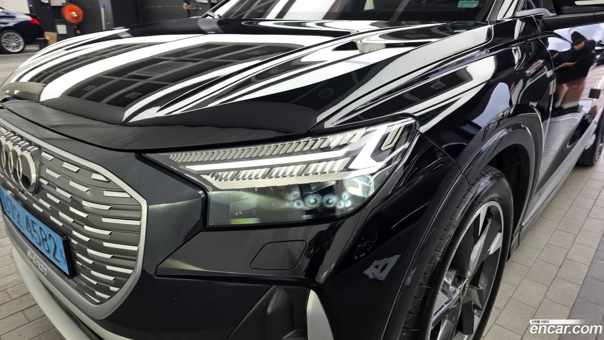 Q4 e-tron Audi 2023.11-OUTER-032