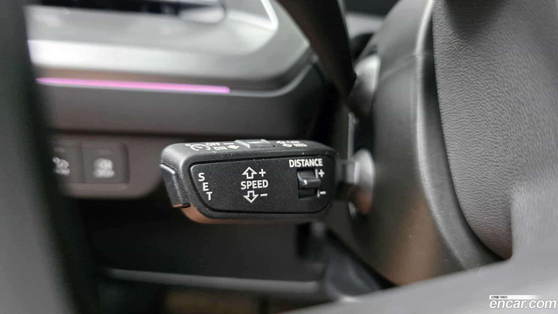 Q4 e-tron Audi 2023.11-OPTION-040