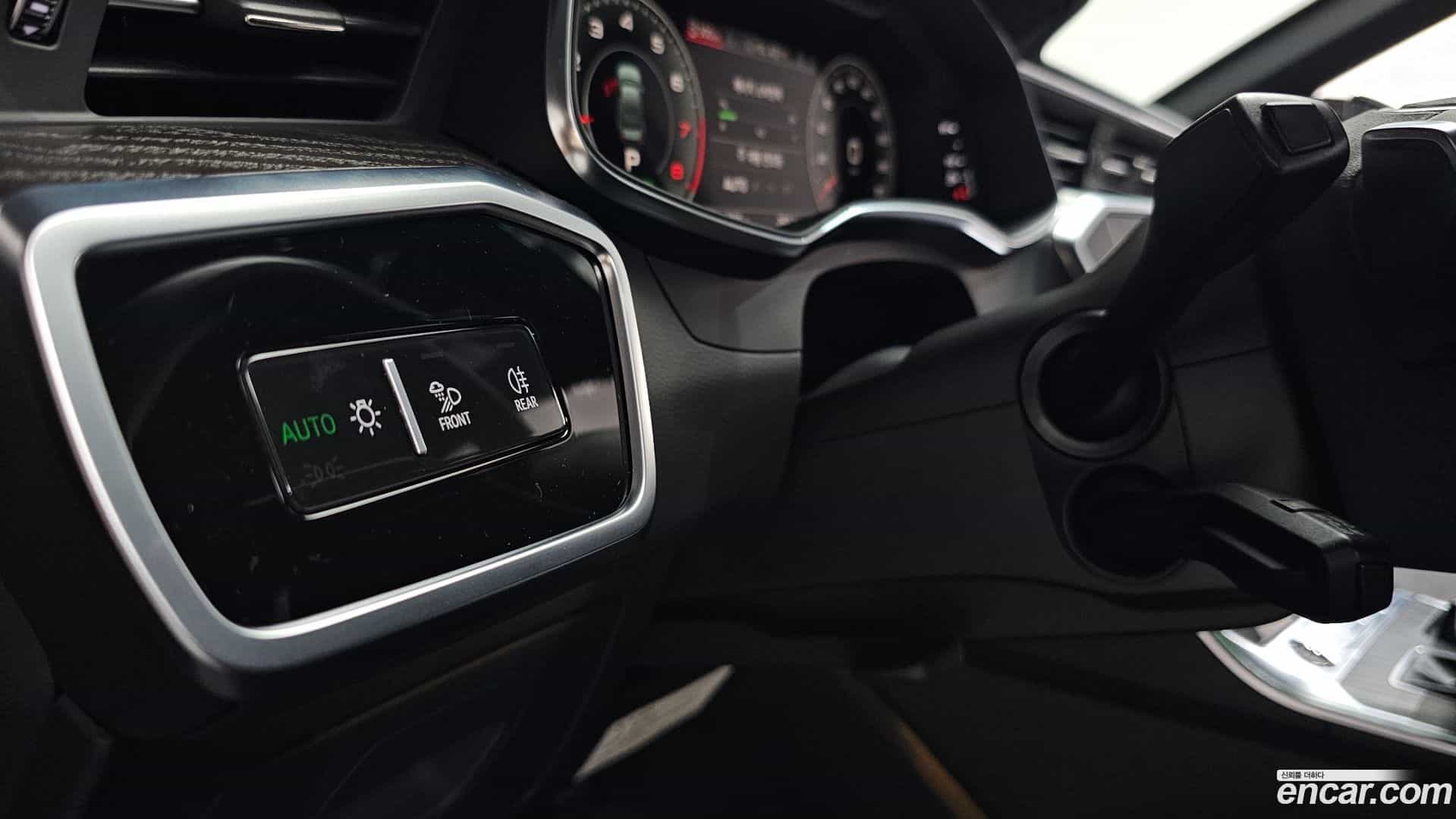 A6 Audi 2021.10-OPTION-024