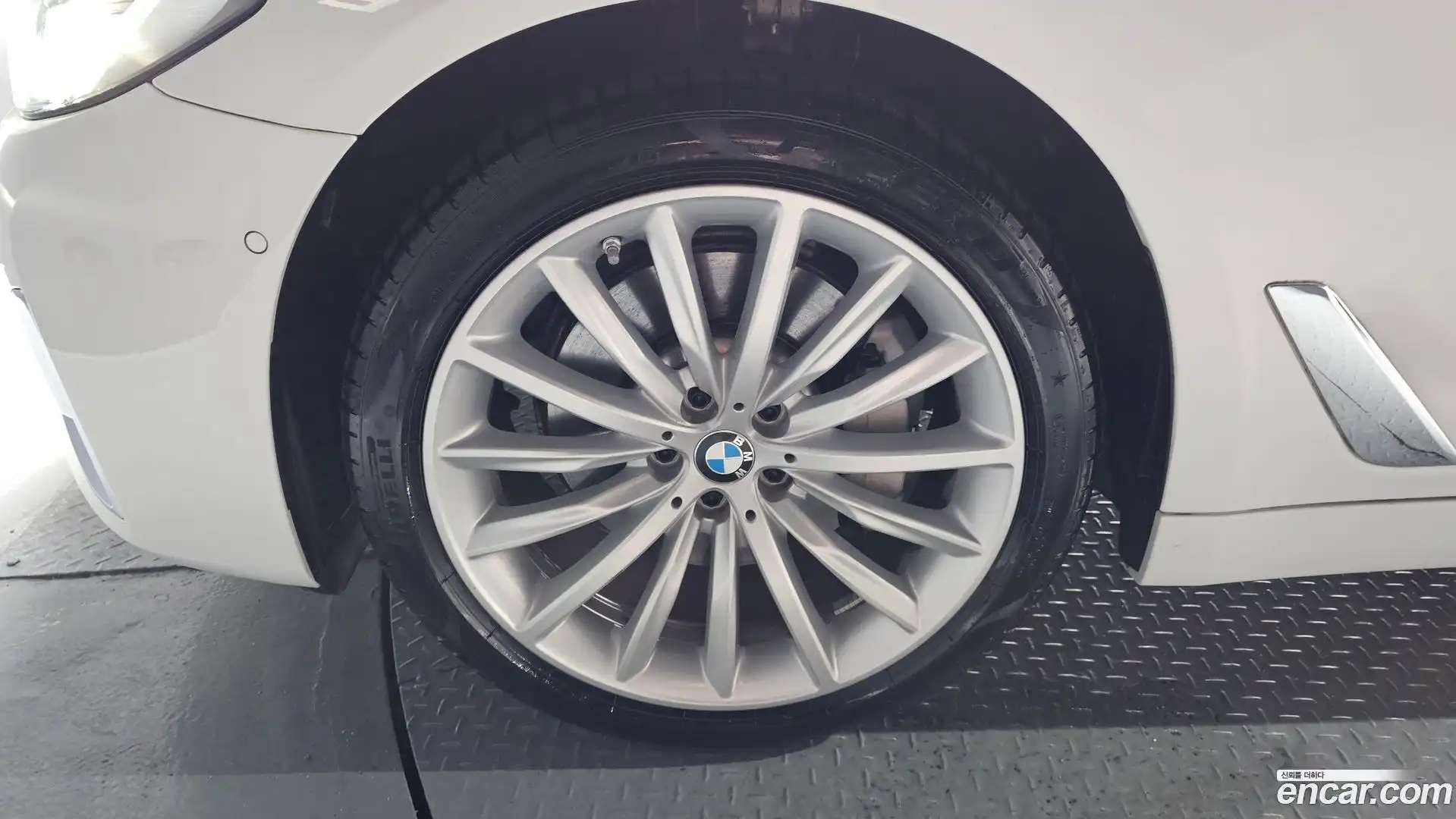 5-Series BMW 2022.8-OUTER-005