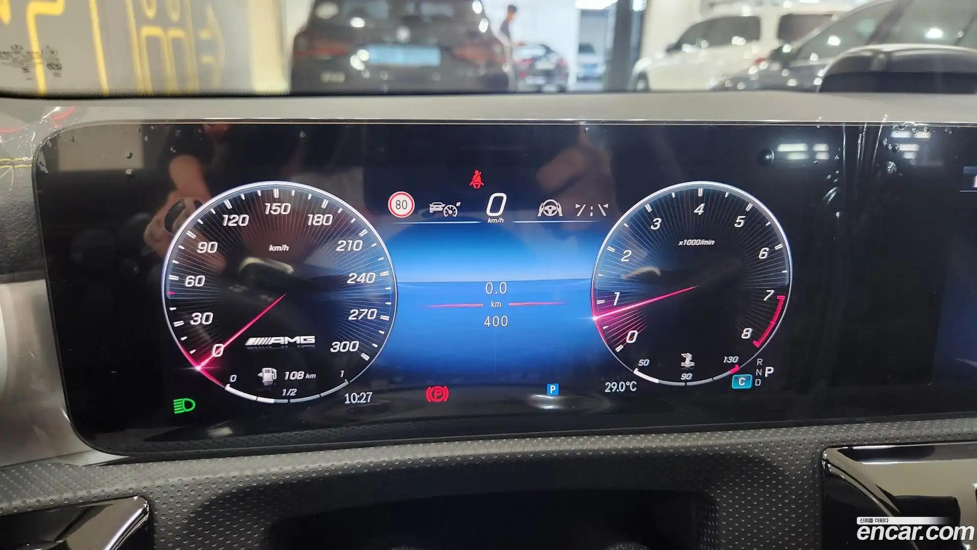 CLA-Class Mercedes-Benz 2025.10-INNER-008