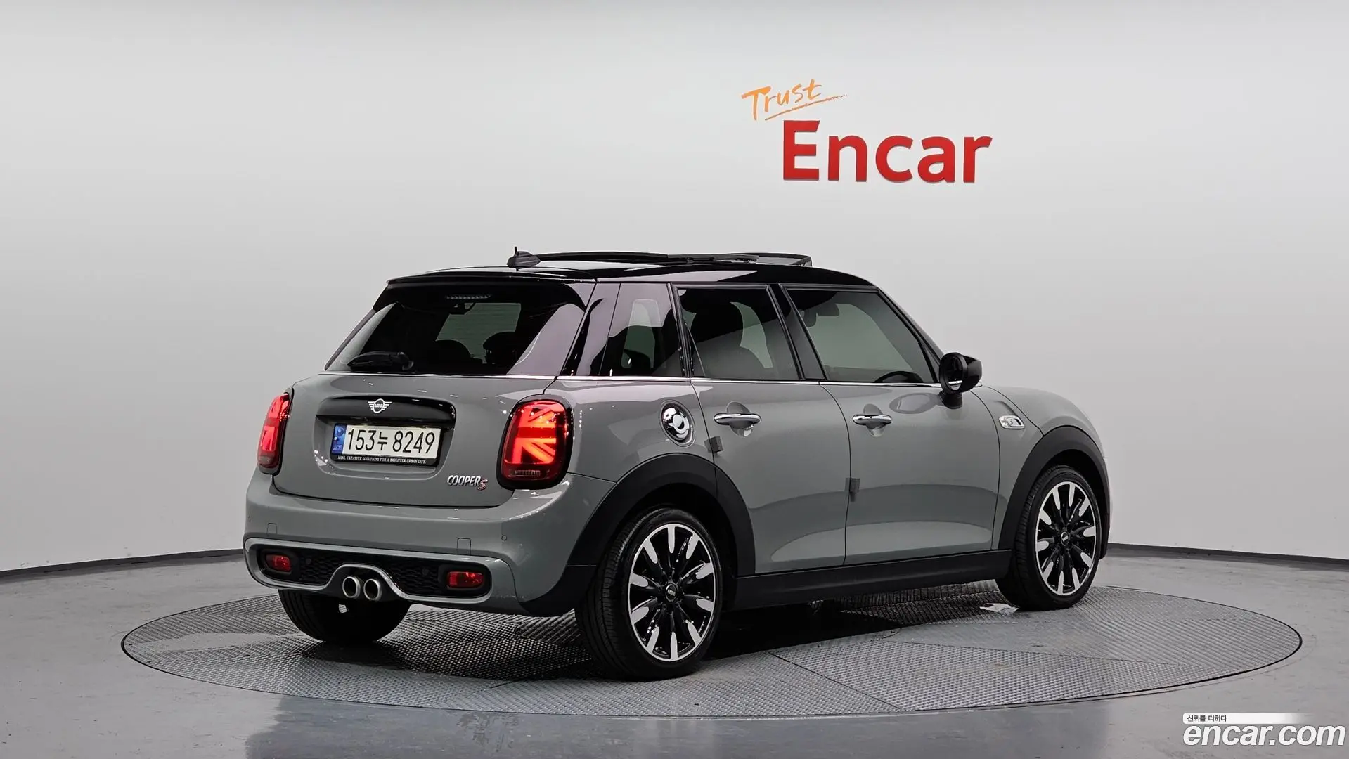 Main__Slider__Photo:Cooper Mini 2021.3-1