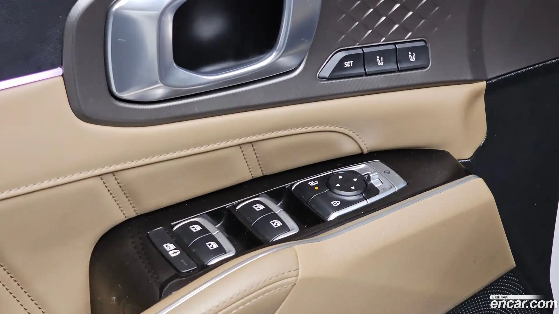 Sorento Kia 2023.8-OPTION-024