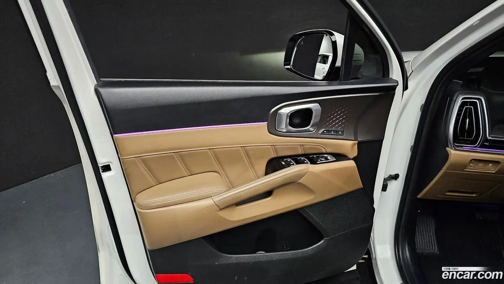 Sorento Kia 2023.8-INNER-034