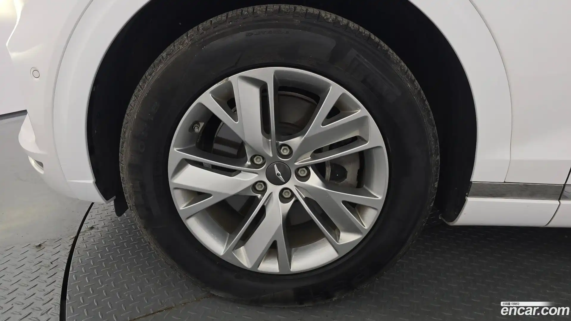GV70 Genesis 2021.11-OUTER-005