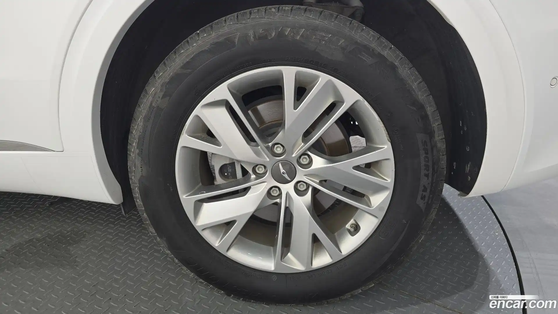 GV70 Genesis 2021.11-OUTER-031