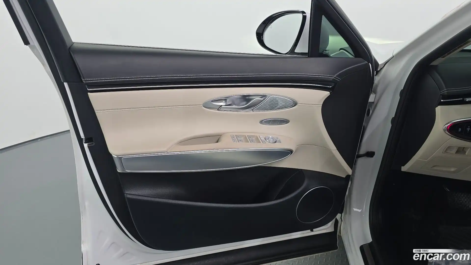 GV70 Genesis 2021.11-INNER-034