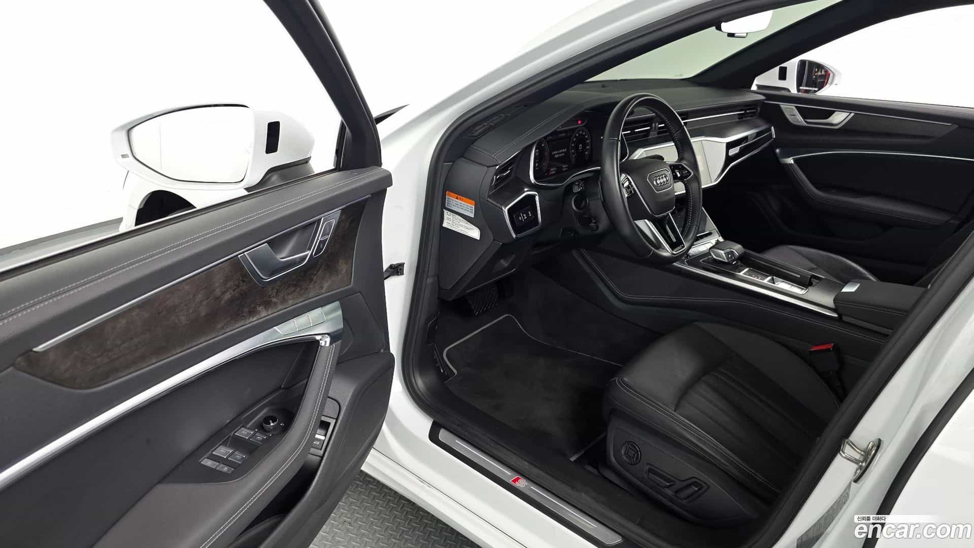 A6 Audi 2021.11-INNER-010
