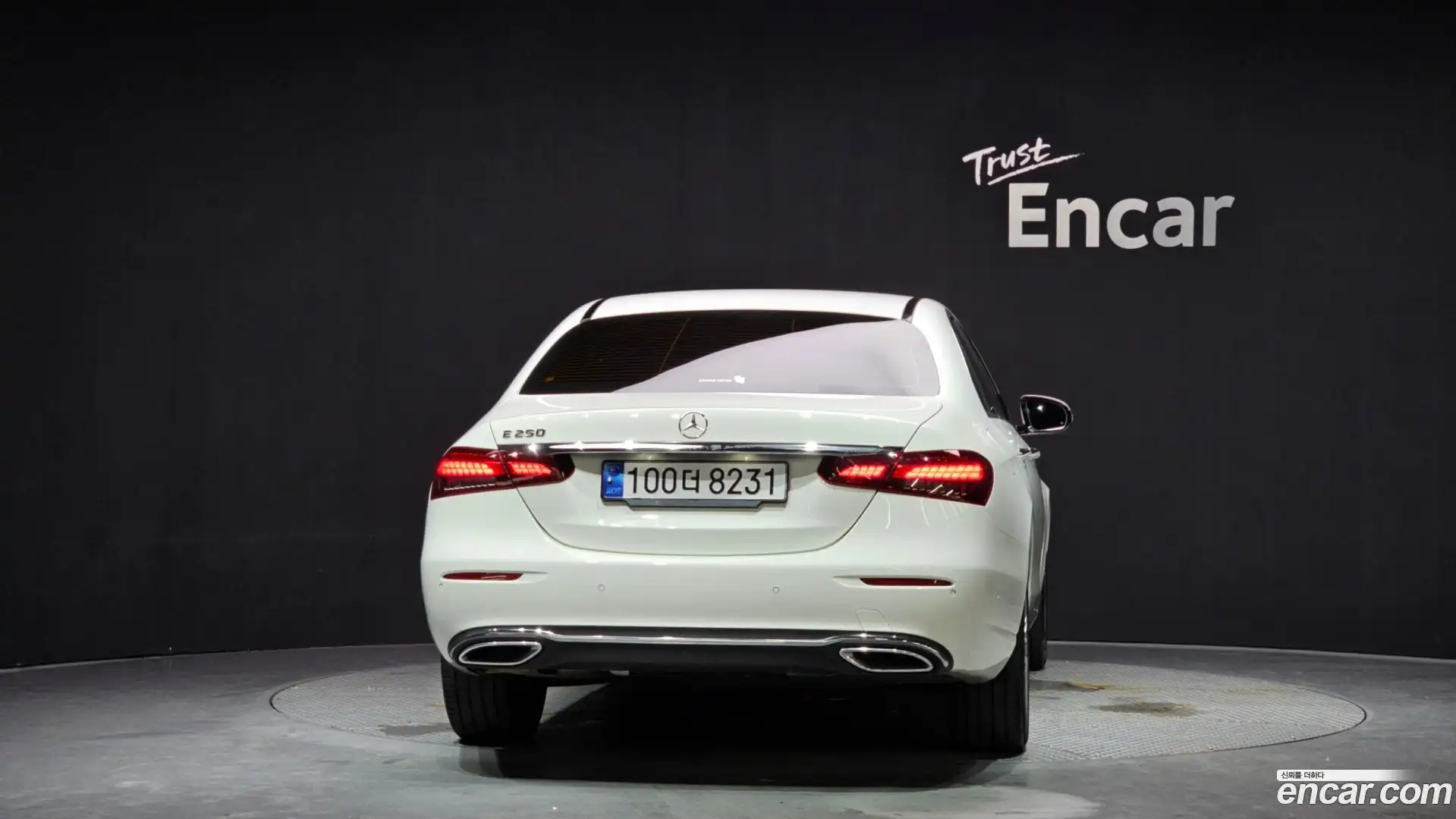 E-Class Mercedes-Benz 2023.3-OUTER-004