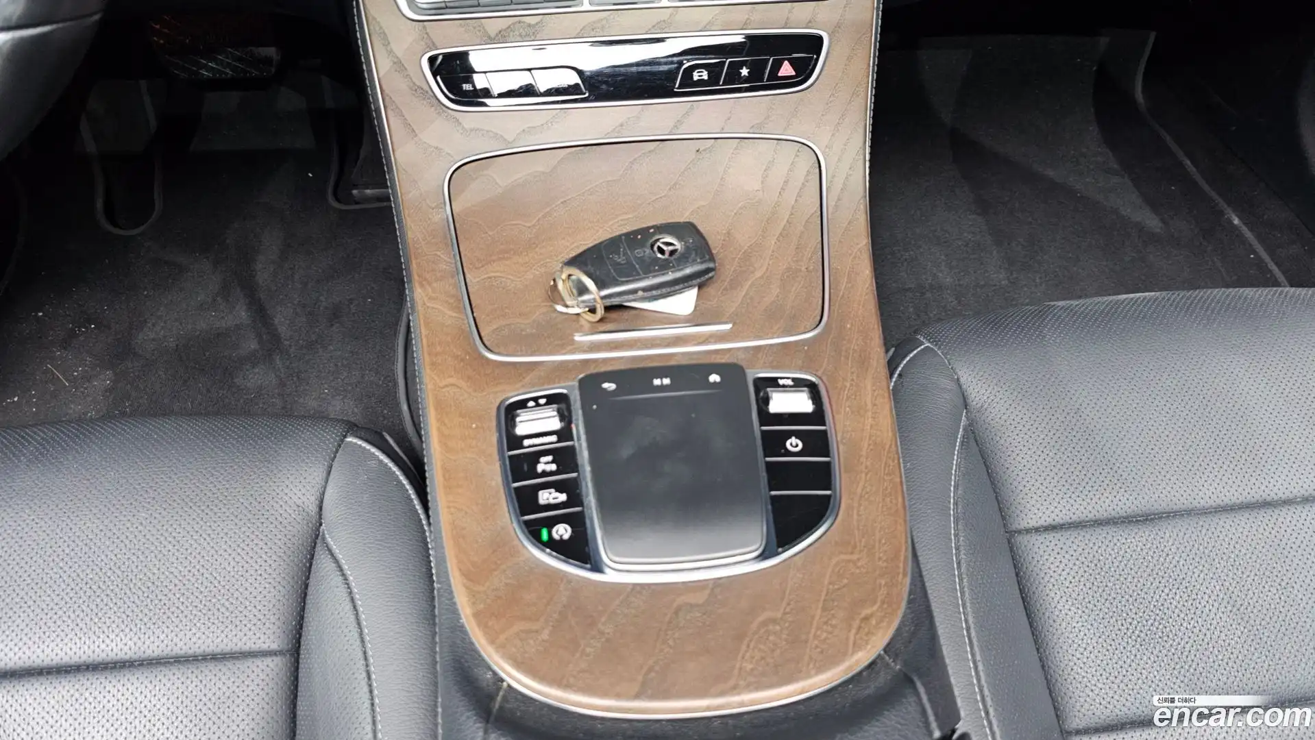 E-Class Mercedes-Benz 2023.3-OPTION-022