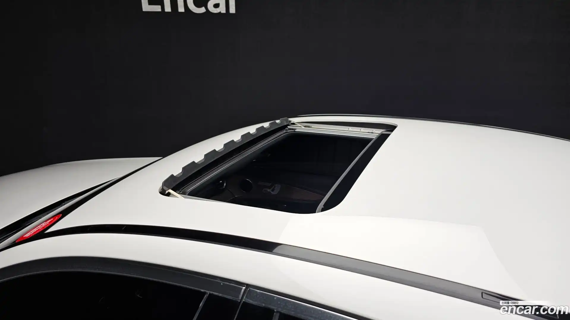E-Class Mercedes-Benz 2023.3-OPTION-042