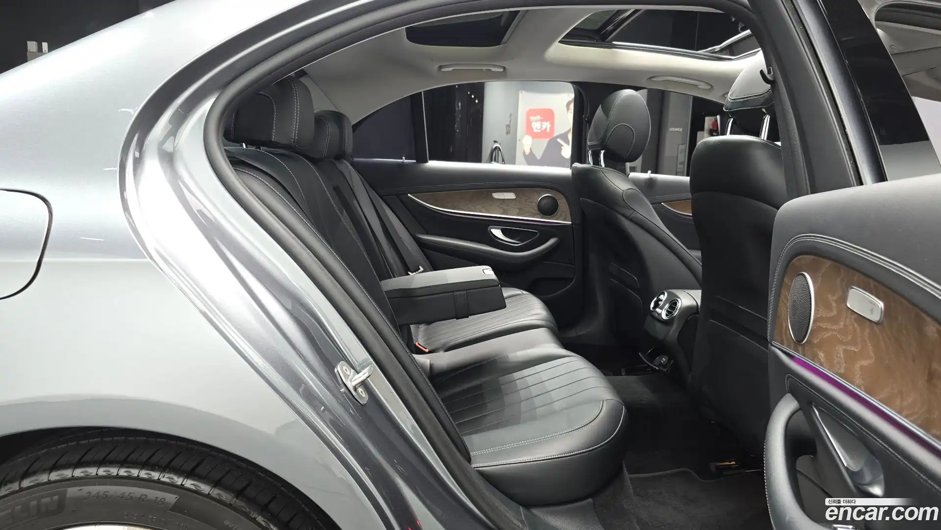E-Class Mercedes-Benz 2017.2-OPTION-016