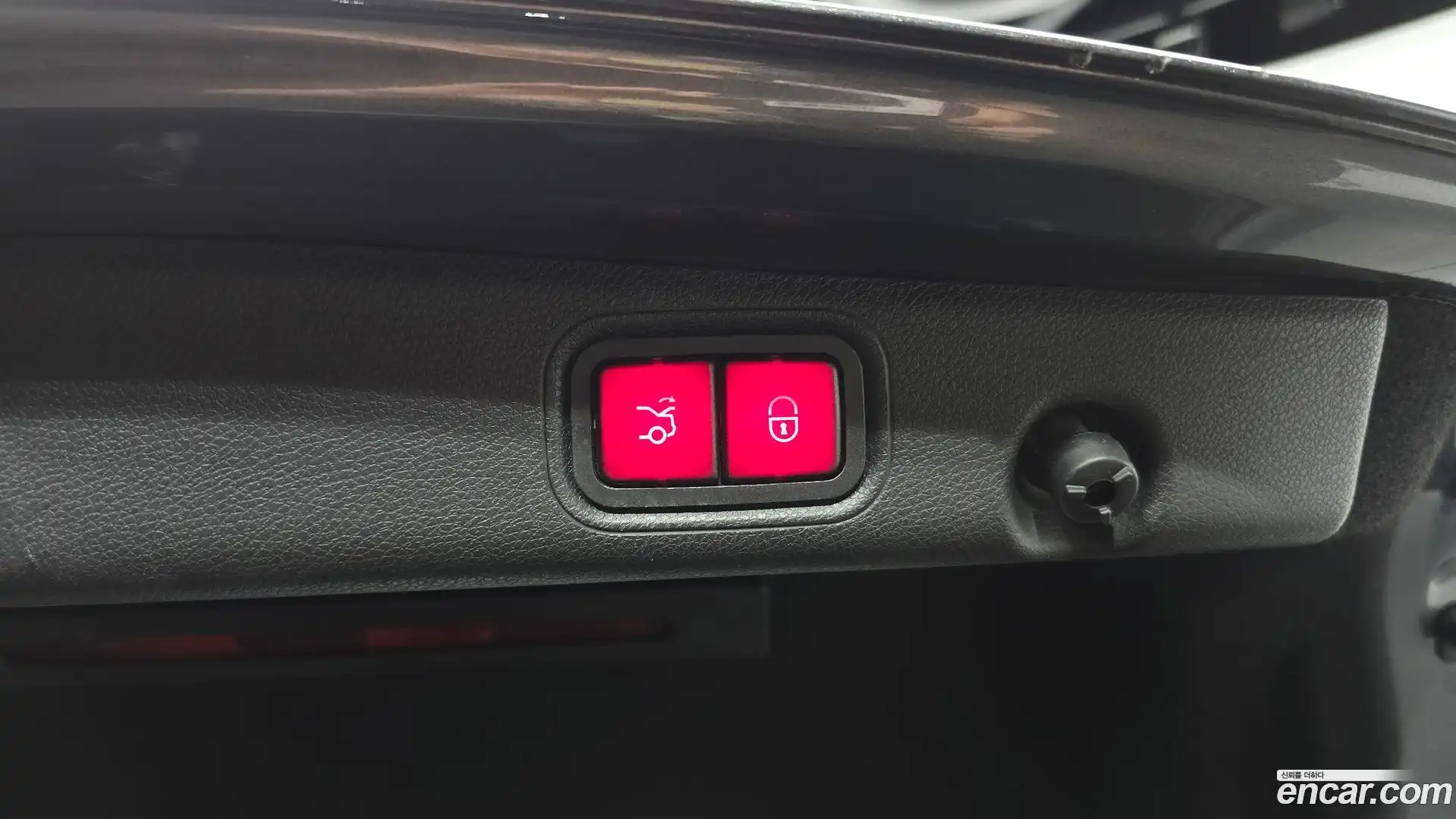 E-Class Mercedes-Benz 2017.2-OPTION-024