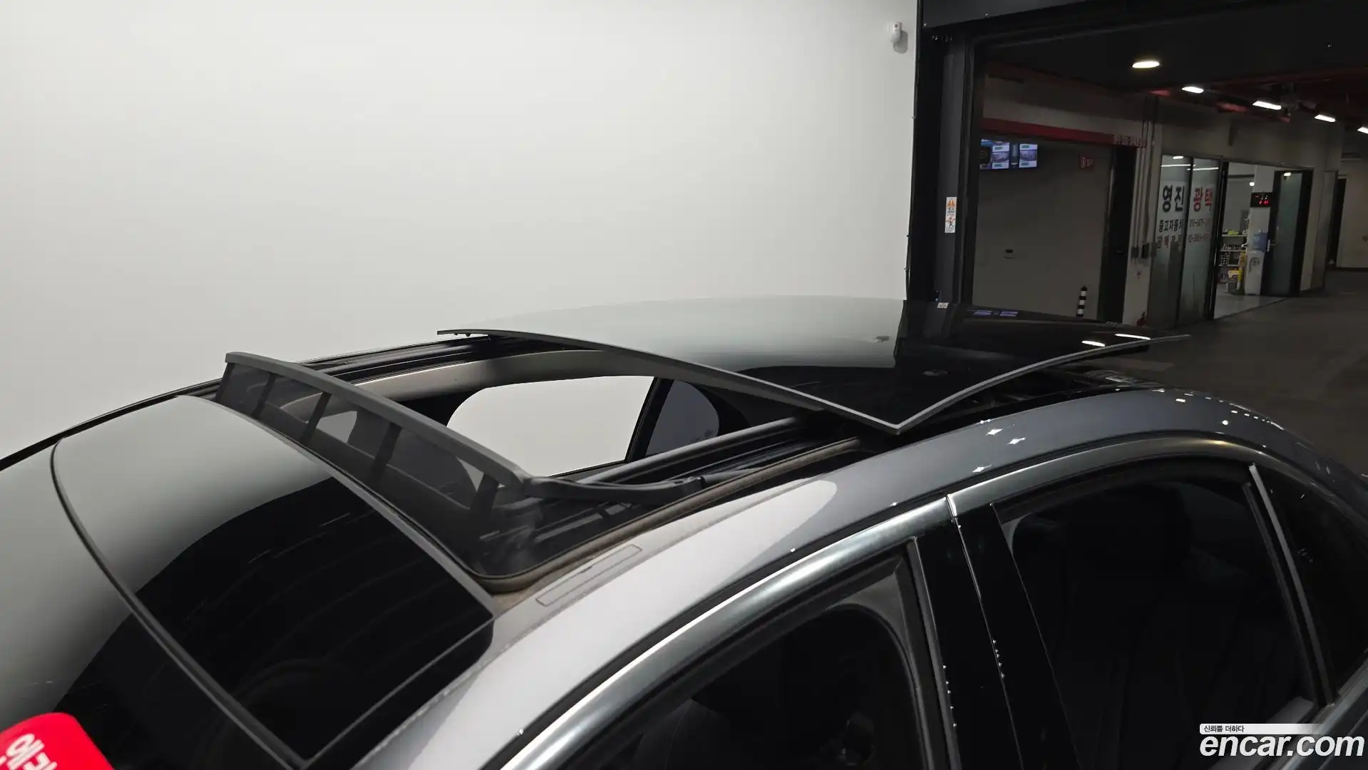 E-Class Mercedes-Benz 2017.2-OPTION-042