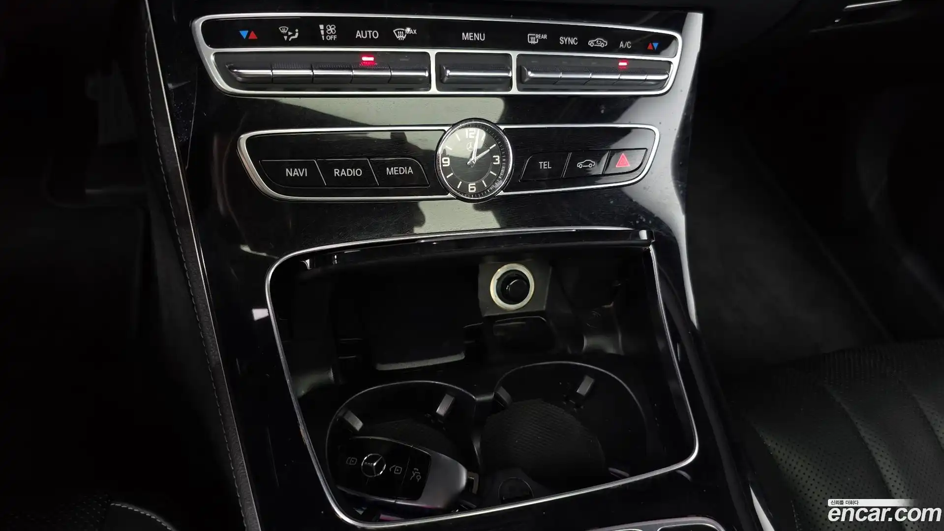 E-Class Mercedes-Benz 2017.2-OPTION-047