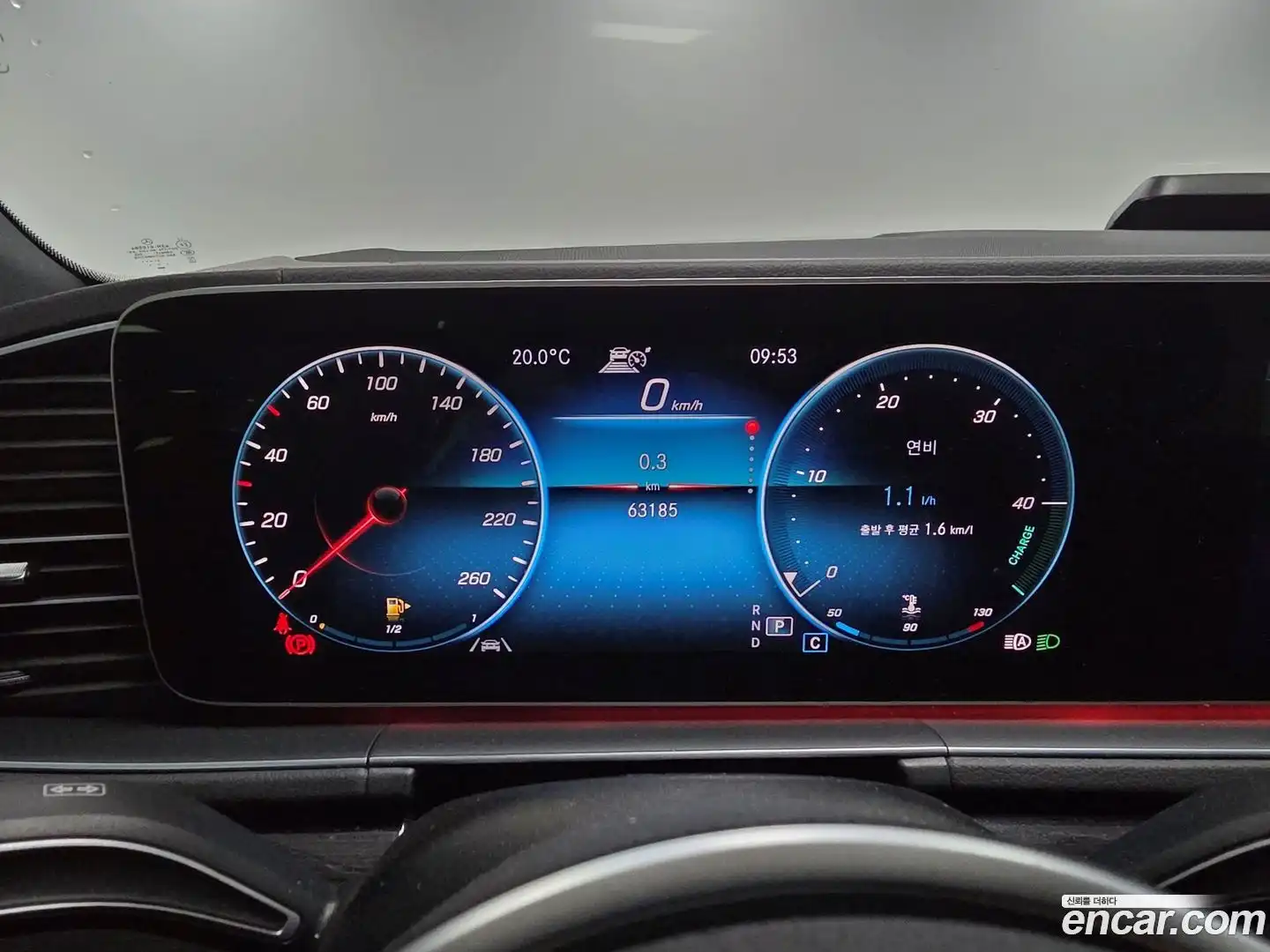 GLE-Class Mercedes-Benz 2022.0-INNER-008