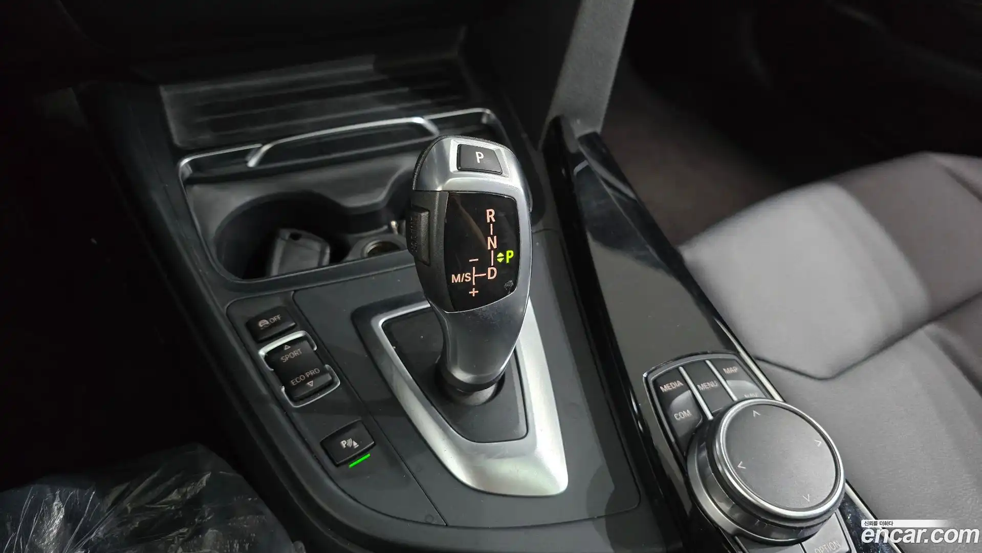 Gran Turismo BMW 2017.8-INNER-009