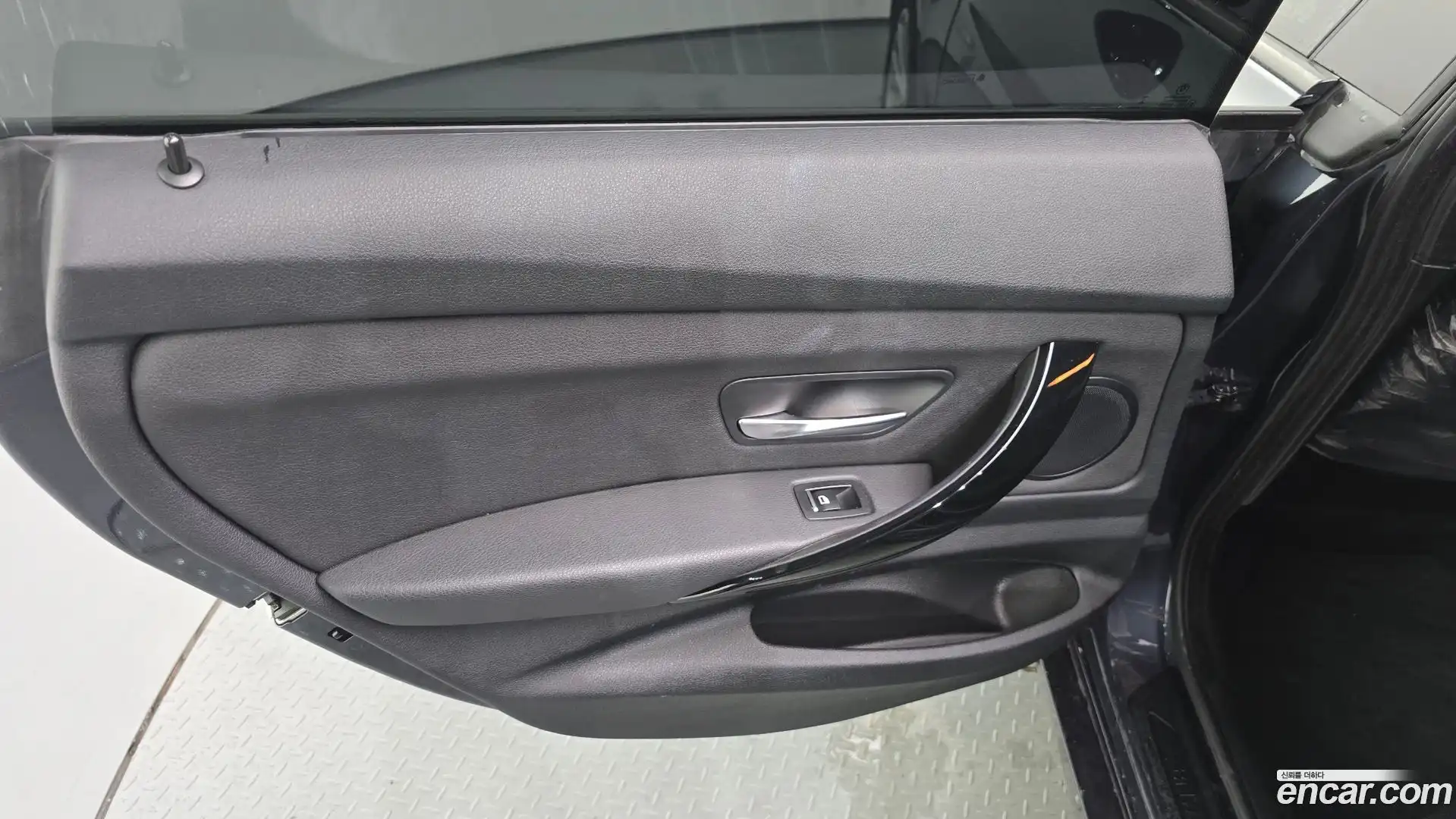 Gran Turismo BMW 2017.8-INNER-035